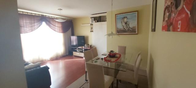 Lindo Apartamento dois dormitórios com duas vagas na garagem - Foto 7