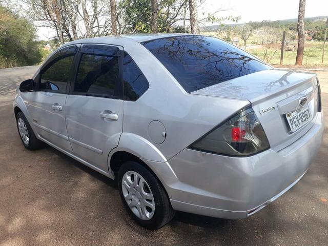 Fiesta Sedan 1.6 Class 2013. (Ipva pago) - Foto 7