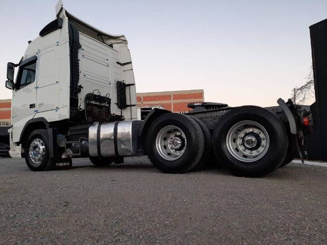 Volvo Fh 460 Trucado 6x2 Teto alto único Dono - Foto 4