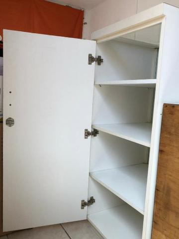 Vitrine e Balcão com Prateleiras - Foto 4