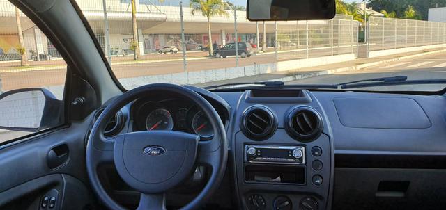 Fiesta Hatch SE 1.0 2014 - Foto 8