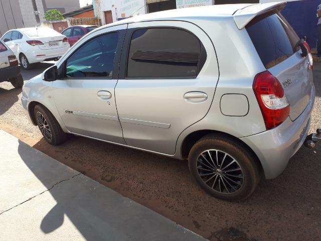 Etios hatch - Foto 5