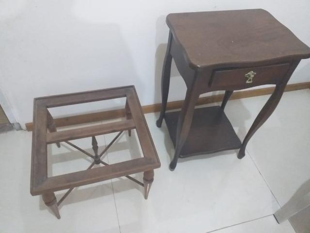Criado mudo antigo e mesinha centro antigo
