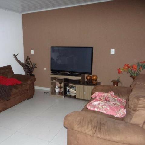 Linda casa de 2 quartos em Santíssimo
