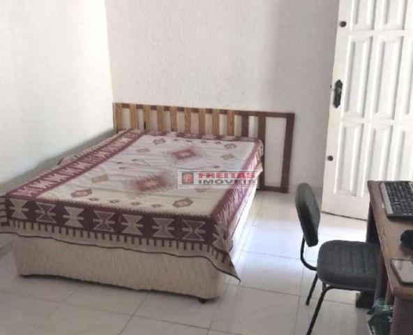 Excelente localização, com farto comércio e condução,primeira quadra. casa linear com dois - Foto 9