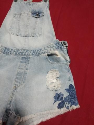Jardineira Jeans