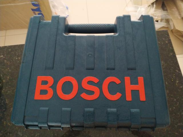 Furadeira Bosch Profissional - Foto 3