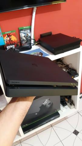 Ps4 slim hd de um tera