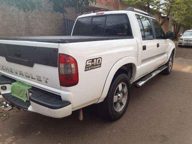 Chevrolet S10 Executive 4x2 2.4 (Flex) (Cabine Dupla) 2010 - Foto 3