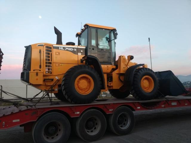 Pá Carregadeira Motor Cummins, marca Hyundai HL740-9 - Foto 2