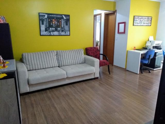Apartamento 2 Dormitórios no Dom Feliciano, próximo ao Centro - Foto 2