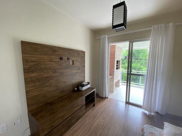 Aluga apartamento 2 dormitórios mobiliado centro Balneário Camboriú