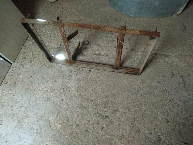 Garajau para carga em moto