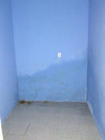 Vendo 2 casas (Frente e fundo) Leia a descrição - Foto 4