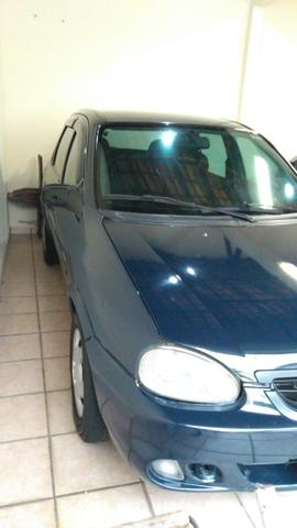 Corsa Classic Sedã 1.0 Flex, em ótimo estado de conservação - Foto 9