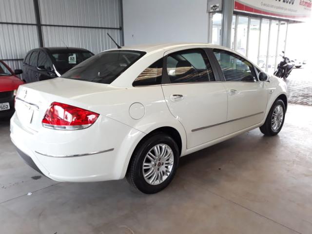 FIAT LINEA ESSENCE DUALOGIC 1.8 16V 2015 - Foto 4