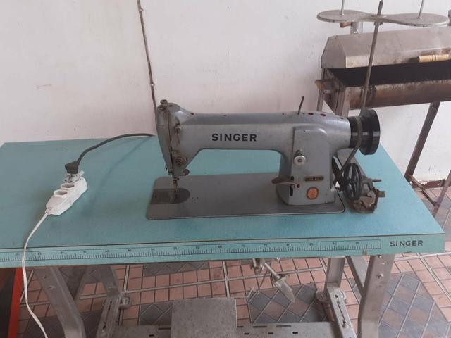 Maquina de Custura Singer