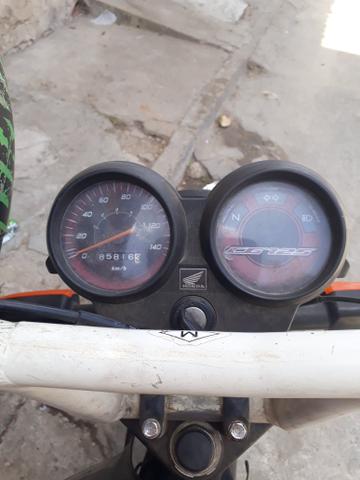 Vendo uma Moto Fan 125 ano 2012 e 2013 - Foto 4