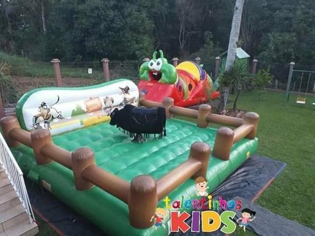 Brinquedos Infláveis- Inflável Futebol de Sabão Tobogã Pula Pula tudo para sua festa - Foto 3