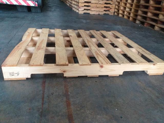 Pallet de madeira - Foto 3