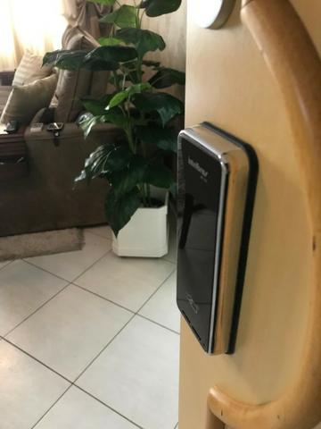 Belissimo apto finamente mobiliado e decorado em Edificio frente MAR na Meia Praia - Foto 20
