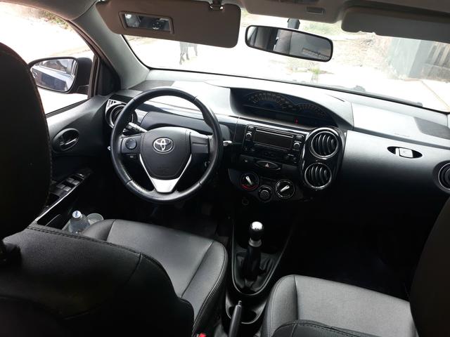 Etios Cross 1.5 2015 - Foto 6