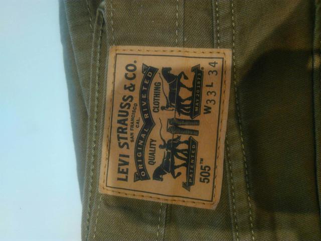 Calça Jeans Levis Levi's modelo 505 cor mostardaTam. 44 - Foto 2