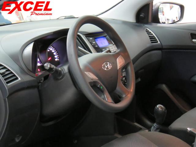 HYUNDAI HB20S 1.6L COMFORT STYLE MT - Foto 12