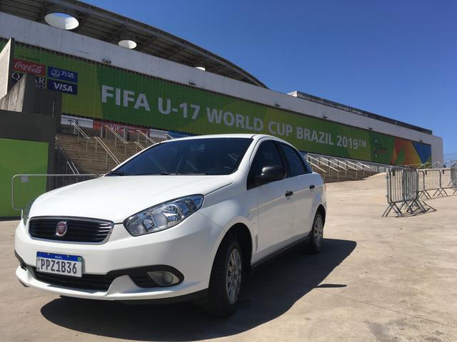 !! Oportunidade!! Grand Siena 2018 - 14mil km - com GNV - Foto 4