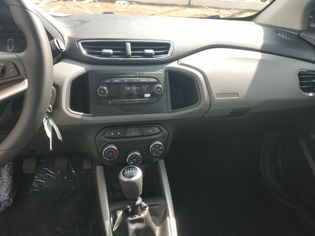 GM - Chevrolet Onix LT 1.0 - Foto 12