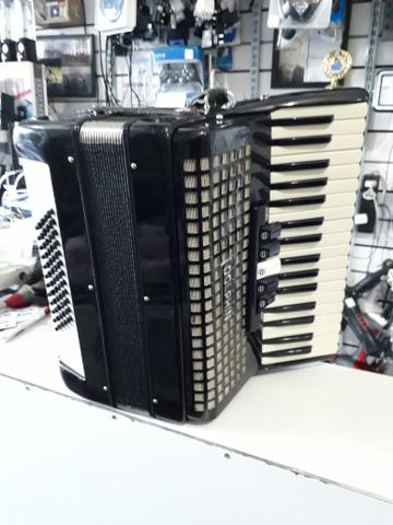 Vende-se Acordeon - Foto 3