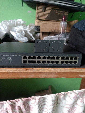 Switch 24 Portas Gigabit 10/100/1000 Tp-link Tl-sg1024d Hub