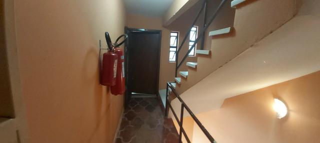 Lindo Apartamento dois dormitórios com duas vagas na garagem - Foto 5
