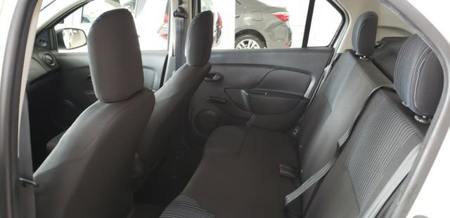 Renault Logan 1.0 - Foto 8