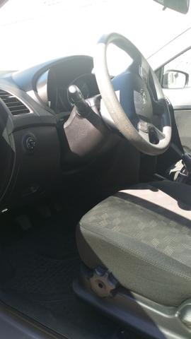 HB20 1.6 Confort Plus / Ano 16 - Modelo 17 - Foto 4