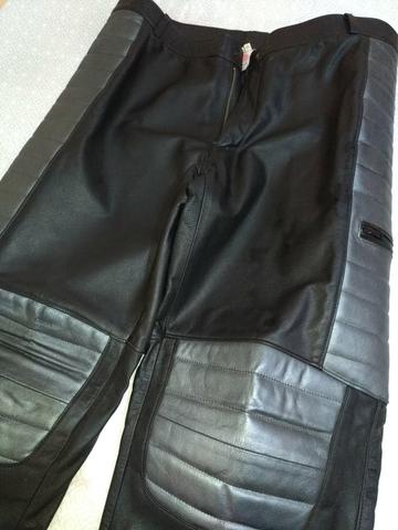 Conjunto calça e jaqueta 100% couro - Foto 5