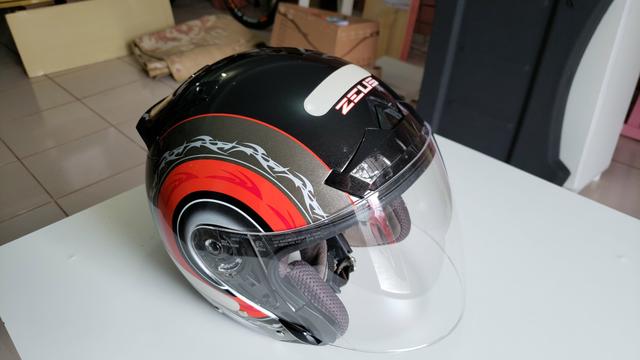 Capacete Zeus com pouco uso - Foto 4