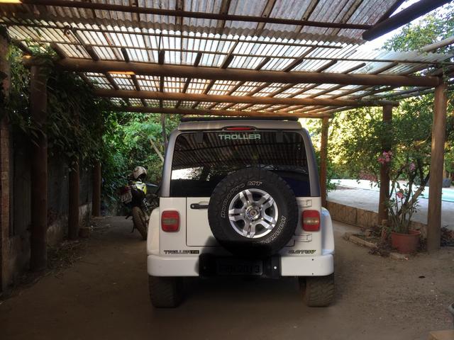 Vendo Troller / T4 TGV 4X4 Turbo Diesel 2013