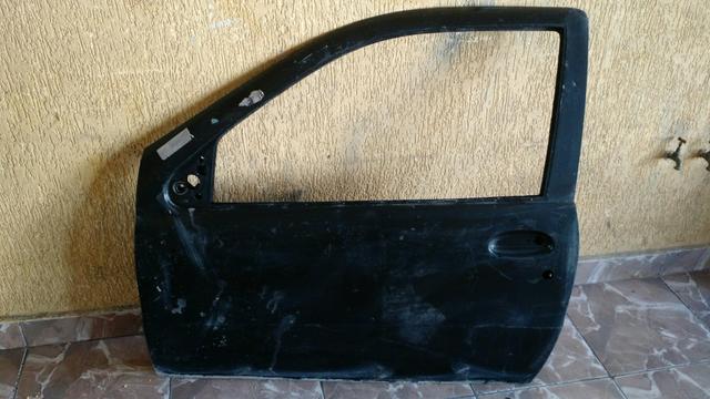 Porta dianteira esquerda Fiat Palio duas porta 1997(nova)