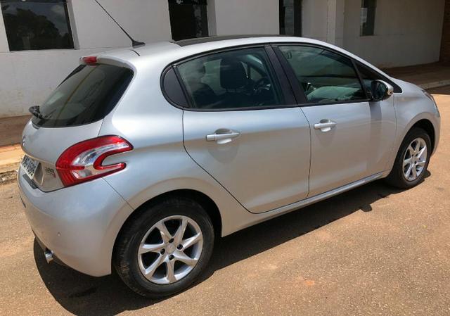 Peugeot 208 Allure 1.6 2016 com teto solar - Foto 4