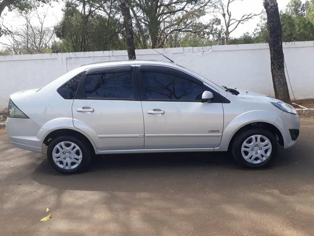 Fiesta Sedan 1.6 Class 2013. (Ipva pago) - Foto 12