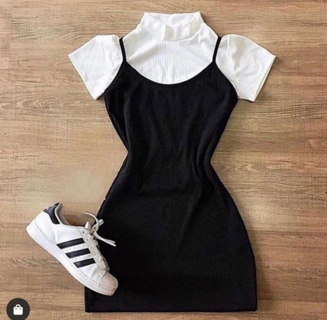 Vestido canelado tubinho 