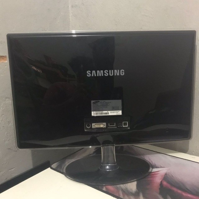Monitor Samsung Full HD 23 Polegadas - Foto 2