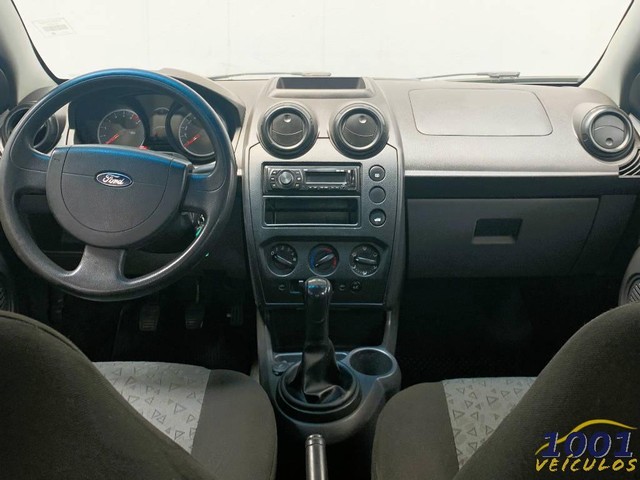 Ford Fiesta Sedan se 1.0 8v Flex - Foto 12