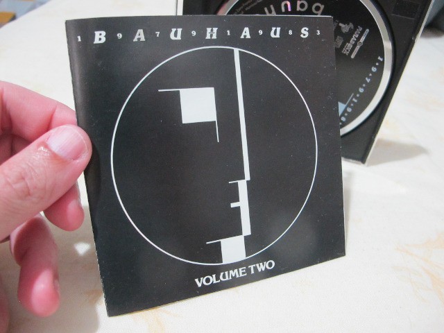 CD Bauhaus 1979-1983, Volume 2 (usado) - Rock Gótico - Anos 80 - Foto 4