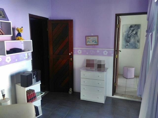 Casa em Itapuã com 4/4 e 476m² no Cond. Recanto de Itapuã - Foto 9
