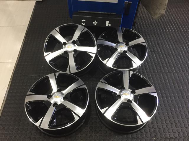Rodas aro 14 Novo Ônix - Foto 5