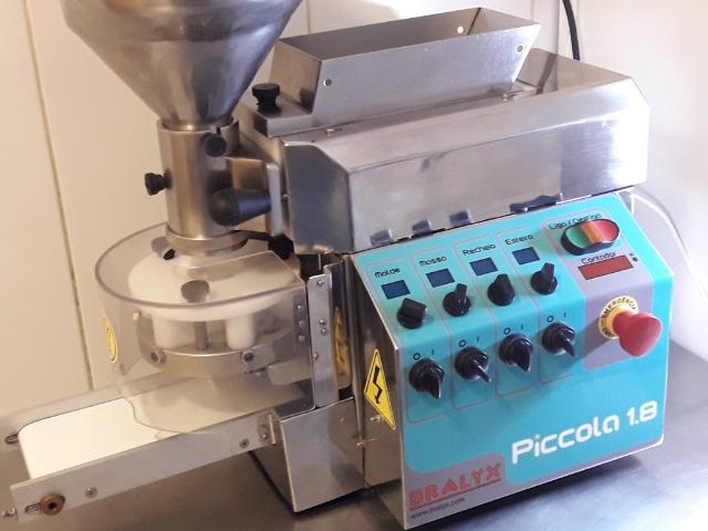 Produtora de Salgados e Doces Bralyx 220V em perfeito estado e funcionamento! - Foto 3