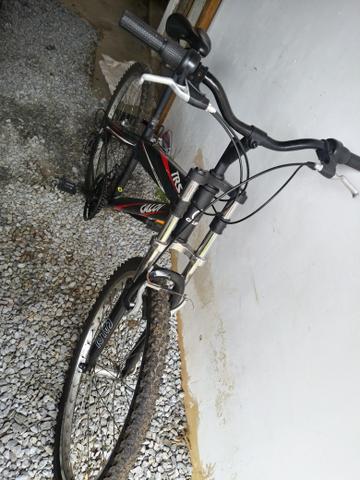 Bicicleta Caloi aro 26 troco por celular