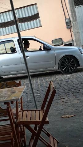 Alugo carro pra Uber